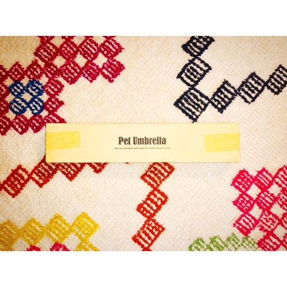 ☔️ Pet Umbrella With Leash BNWT For Rain & Snow ☔️ - Picture 5 of 5